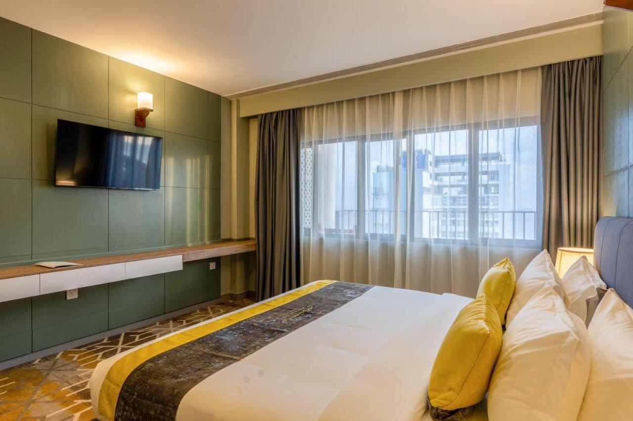Manhattan Business Hotel, Malé Kültér fotó